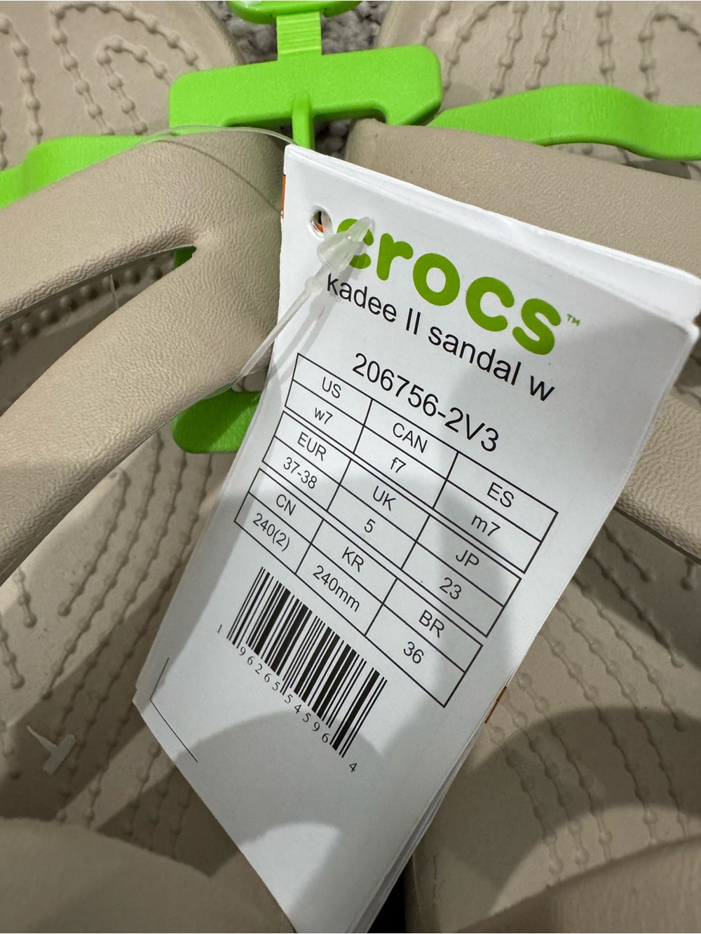 NWT Crocs Kadee II Sandals Women’s 7 Bone Beige Lightweight Comfort Slides - Picture 2 of 4